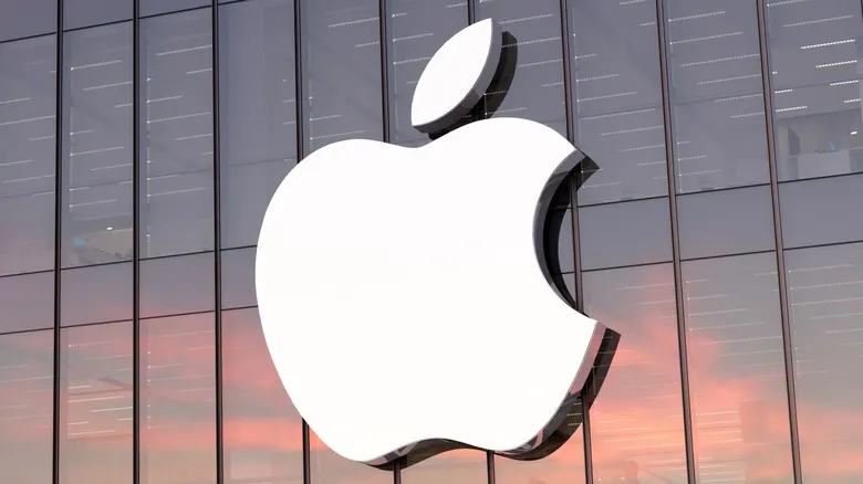 Apple знову найдорожча компанія світу: $4,88 трлн та роль ШІ
