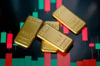 Ціни на золото та срібло зростають: вплив ФРС та долара у серпні 2026