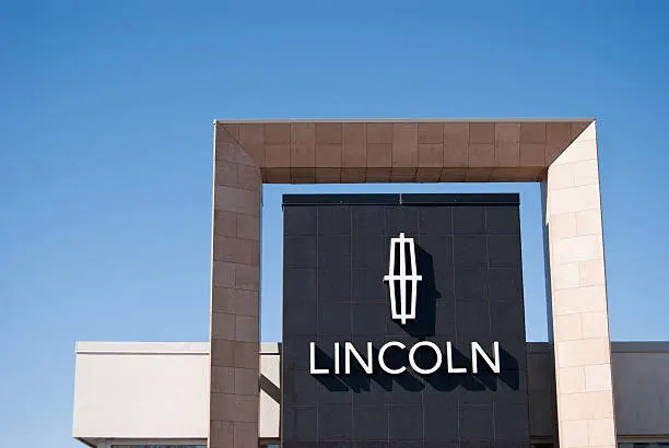 Ford припинить імпорт Lincoln Nautilus з Китаю до США: деталі та причини