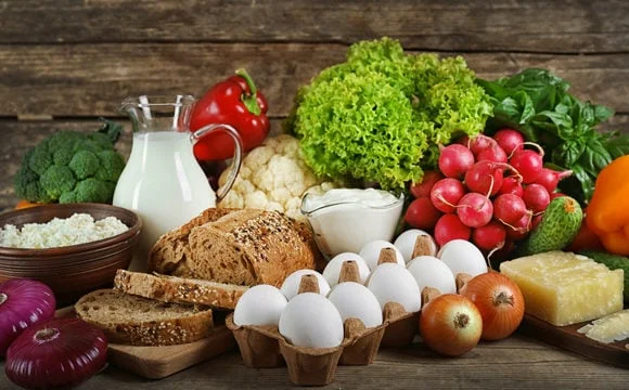 Ціни на продукти в Україні зросли на 7,5% за рік: аналіз Держстату 2026