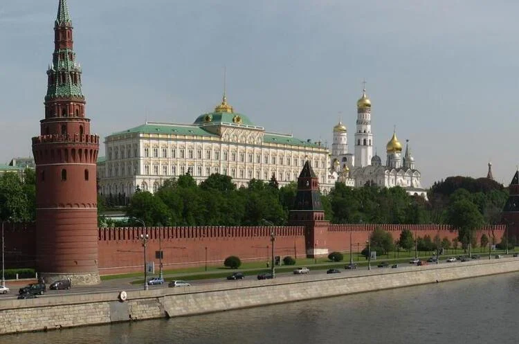 Військові витрати РФ 2026: кожен другий рубль на війну, рекорд $75 млрд
