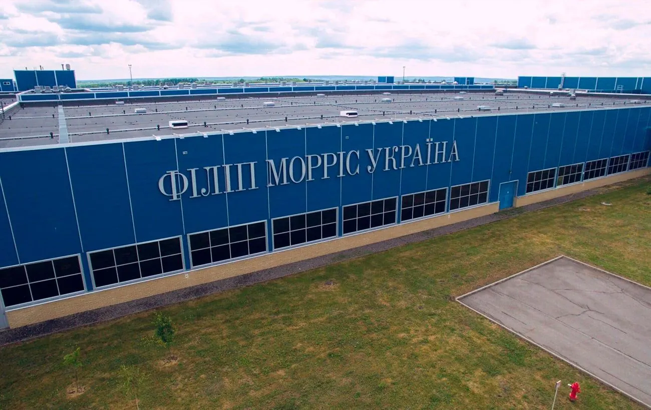 Удар РФ по складу Philip Morris в Києві: наслідки для бізнесу та логістики