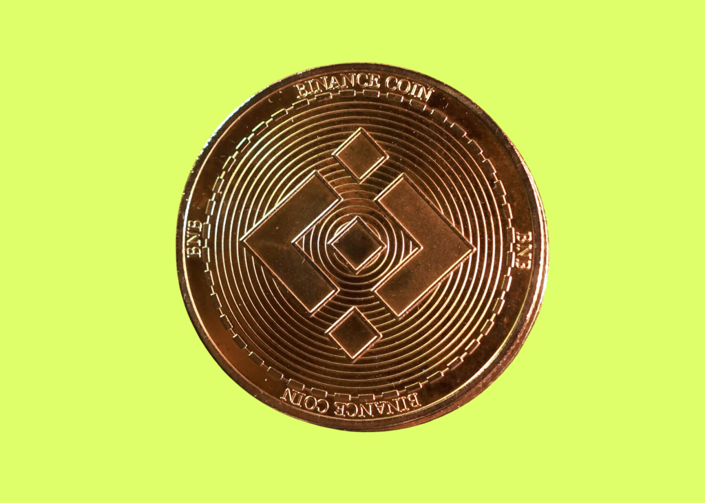 Binance: торгівля акціями США та ETF через партнера 2026 року