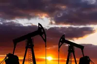 Ціни на нафту впали на 11-12%: вплив дипломатії щодо Ірану