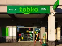 Couche-Tard купує Żabka за $8,6 млрд: Деталі найбільшої угоди 2026