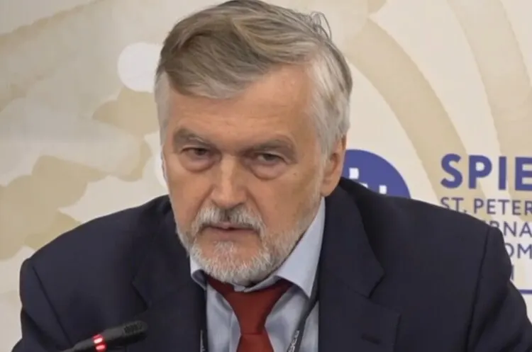 Економіста ВЕБ.рф звільнили за прогноз поразки РФ у війні на виснаження