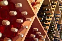 Нові правила онлайн-продажу алкоголю та тютюну з 2027 року в Україні