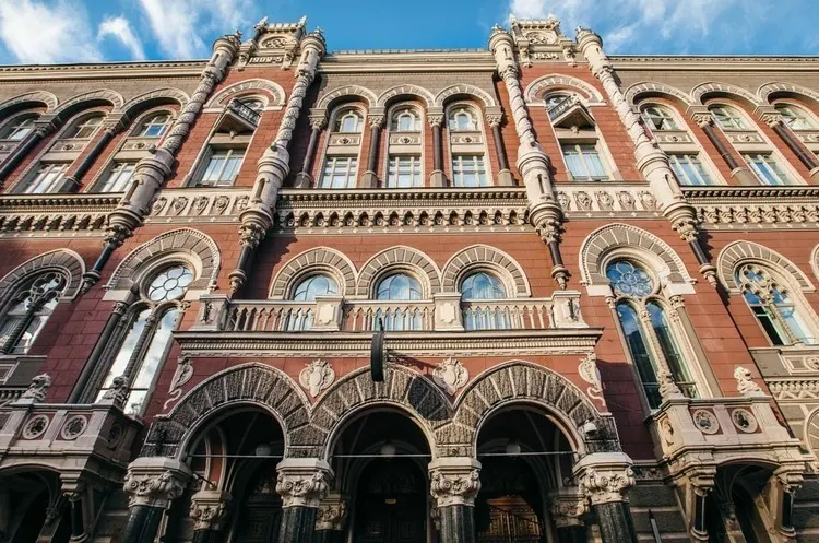 Офіційний курс НБУ 20 серпня 2026: долар дешевшає, євро дорожчає