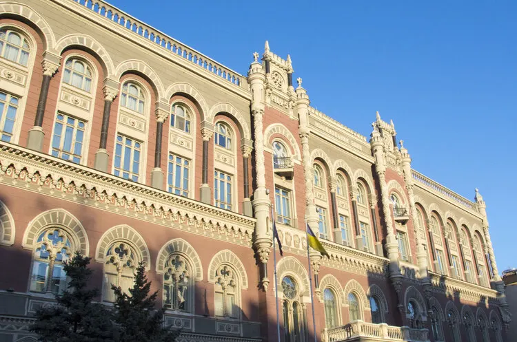 Нацбанк зміцнив гривню: курси долара та євро на 8 вересня 2026
