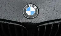 BMW: Продажі в Китаї впали на 30%, прогноз 2026 знижено