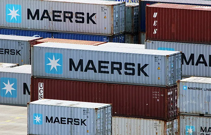 Maersk скасував рейси до портів України через ризики: що далі для бізнесу