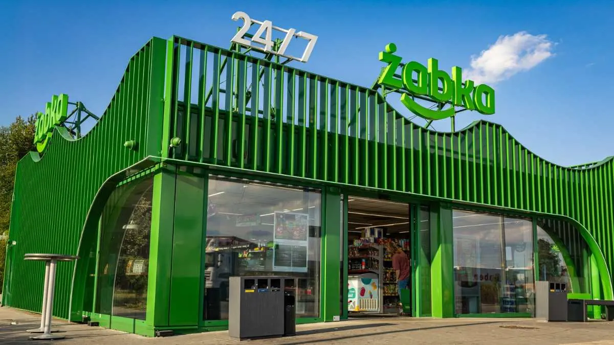 Канадська Couche-Tard придбає польську Żabka за $8,6 млрд у 2026