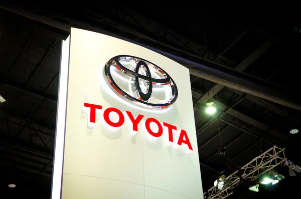 Toyota: Глобальні продажі впали через ринок Китаю у липні 2026