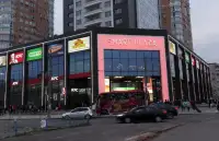 Dragon Capital продає ТРЦ Smart Plaza Obolon Олегу Баляшу: аналіз угоди