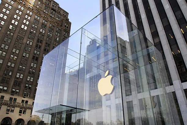 Apple спрямує $30 млрд на чіпи Broadcom у США: вплив на виробництво