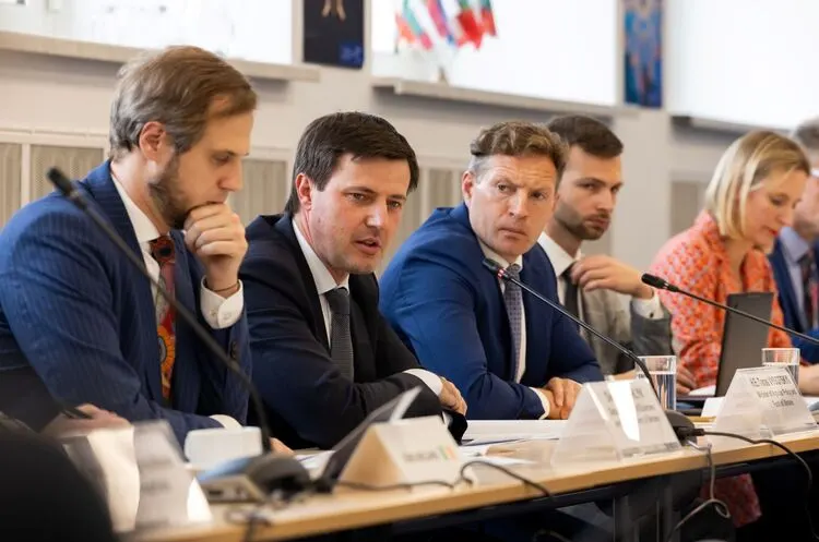 Україна просить ЄС 220 млн євро для аграріїв через блокаду портів 2026