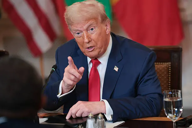 США беруть під контроль Ормузьку протоку: вплив на ринок нафти 2026