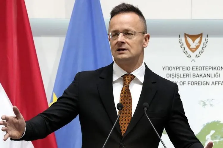 Екс-глава МЗС Угорщини Петер Сійярто в BYD: Нова роль та бізнес-стратегії