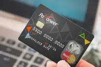 Nuvei купує Payoneer за $2,75 млрд: майбутнє транскордонних платежів