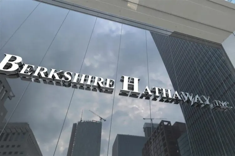 Чистий прибуток Berkshire Hathaway у Q2 2026 зріс до $25,67 млрд